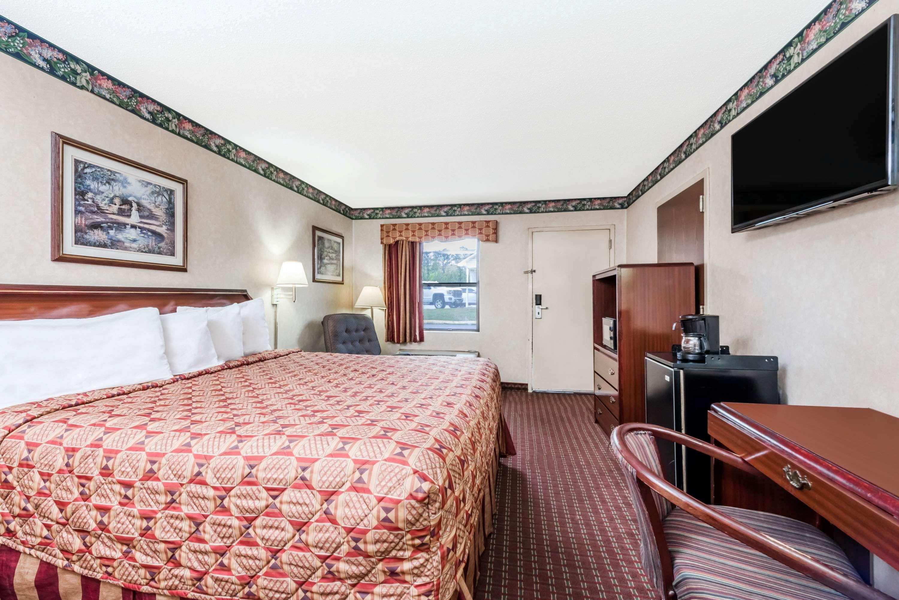 Super 8 By Wyndham Cleveland Μοτέλ Εξωτερικό φωτογραφία